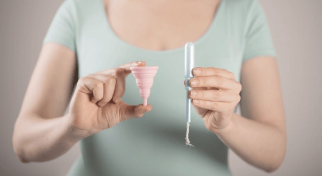reusable menstrual cup versus plastic tampon